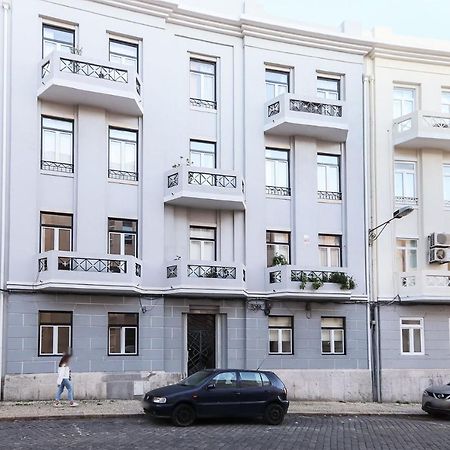 Marques De Pombal Duplex With Terrace By Homing Apartment Lisboa Екстериор снимка