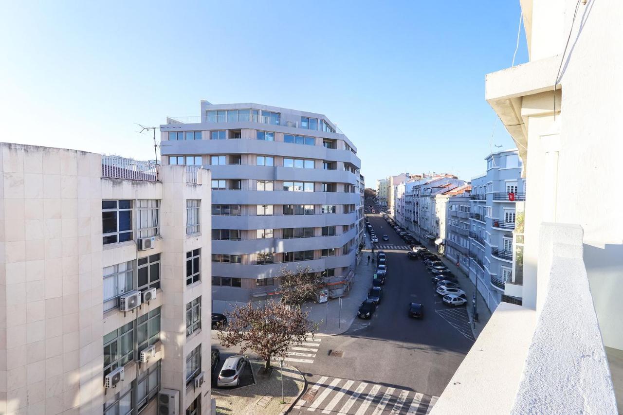 Marques De Pombal Duplex With Terrace By Homing Apartment Lisboa Екстериор снимка